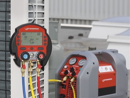 Цифровой коллектор ROCOOL 600 SET в работе